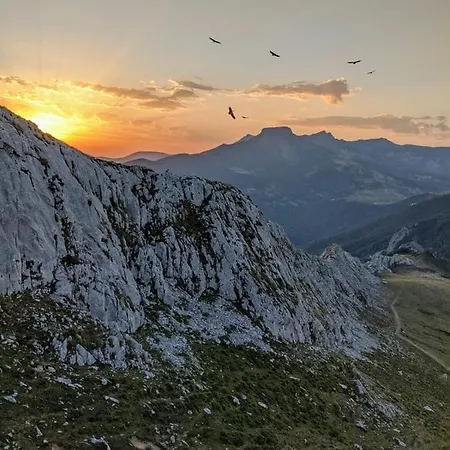 Olmares Picos De Europa - 4 Personas * Lomeña